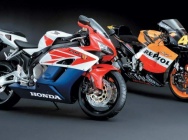 Мотоцикл Honda CBR 1000RR 2004 фото