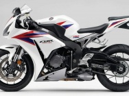 Мотоцикл Honda CBR 1000RR 2013 фото