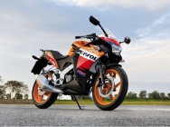 Мотоцикл Honda CBR 125 R 2012 фото