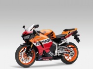 Мотоцикл Honda CBR 600 RR 2013 фото
