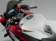 Мотоцикл Honda CBR 600F 2011 фото