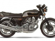 Мотоцикл Honda CBX 1000 1980 фото