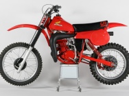 Мотоцикл Honda CR 250 R 1980 фото