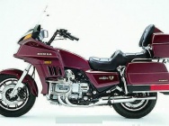 Мотоцикл Honda GL 1200 Goldwing 1984 фото