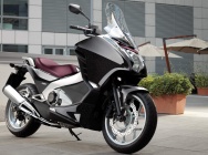 Мотоцикл Honda INTEGRA 700 2013 фото