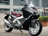Мотоцикл Honda NC 700D Integra 2012 фото