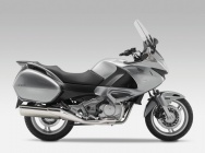Мотоцикл Honda NT 700 VA Deauville 2012 фото