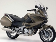 Мотоцикл Honda NT 700V Deauville 2006 фото