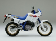 Мотоцикл Honda NX 650 Dominator 1992 фото