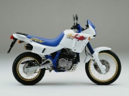 Мотоцикл Honda NX 650 Dominator  1992 фото