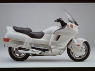 Мотоцикл Honda PC 800 PACIFIC COAST 1989 фото