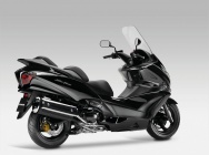 Мотоцикл Honda SW-T600 2012 фото