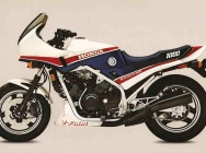 Мотоцикл Honda VF 1000F 1984 фото