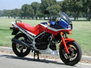 Мотоцикл Honda VF 500F Interceptor 1984 фото