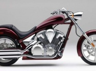 Мотоцикл Honda VT 1300CX Fury 2010 фото