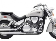 Мотоцикл Honda VTX 1300R 2006 фото