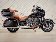 Мотоцикл Indian Roadmaster 2015 фото