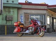 Мотоцикл Indian Roadmaster 2015 фото