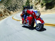 Мотоцикл Indian Roadmaster 2015 фото