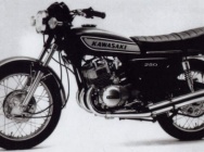 Мотоцикл Kawasaki KH 250 1973 фото