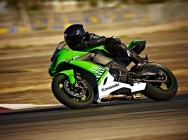 Мотоцикл Kawasaki Ninja ZX-10R 2010 фото