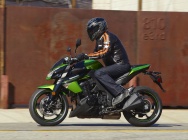 Мотоцикл Kawasaki Z1000 2011 фото