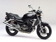 Мотоцикл Kawasaki ZR-2 2000 фото