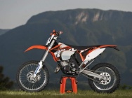 Мотоцикл KTM 125 EXC Enduro 2011 фото