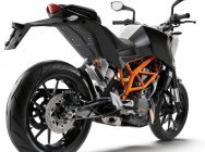 Мотоцикл KTM 390 Duke 2014 фото
