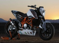 Мотоцикл KTM 690 Duke Track 2012 фото
