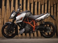Мотоцикл KTM 990 DUKE R 2012 фото