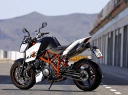 Мотоцикл KTM 990 Super Duke R 2009 фото