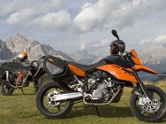 Мотоцикл KTM 990 Supermoto 2009 фото