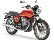 Мотоцикл Moto Guzzi V 7 Classic 2013 фото