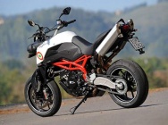 Мотоцикл Moto Morini V12M01 Supermoto Prototipo 2010 фото