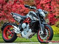 Мотоцикл MV Agusta Rivale 800 Urban Camo Special Edition 2014 фото