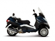 Мотоцикл Piaggio MP3 125ie 2012 фото