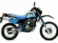 Мотоцикл Suzuki DR 600S 1985 фото