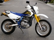 Мотоцикл Suzuki DR 650 SE 1999 фото