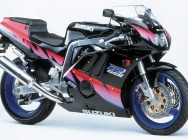 Мотоцикл Suzuki GSX-R 40 0R 19 фото