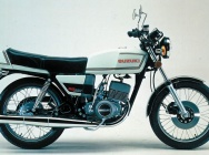Мотоцикл Suzuki RG 250 1978 фото