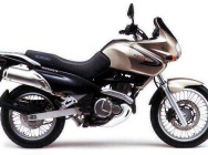 Мотоцикл Suzuki XF 650 Freewind 2000 фото