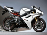 Мотоцикл Triumph Daytona 675R 2012 фото