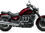 Мотоцикл Triumph Rocket III Roadster 2012 фото