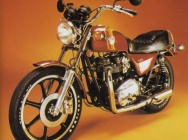Мотоцикл Triumph TSX 750 1982 фото
