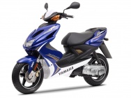 Мотоцикл Yamaha AEROX 50 R 2011 фото
