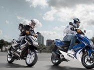 Мотоцикл Yamaha AEROX 50 R 2011 фото