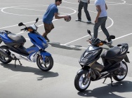 Мотоцикл Yamaha AEROX 50 R 2012 фото