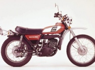 Мотоцикл Yamaha DT 250 1973 фото