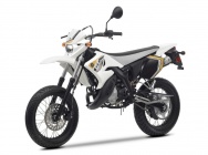 Мотоцикл Yamaha DT 50 X 2011 фото